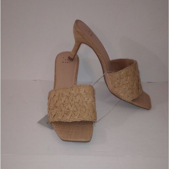 🆕👡Ayla Raffia Slide Heels with Memory Foam - Tan, Sz 10 - Picture 5 of 7